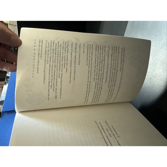 The Gown : A Novel of the Royal Wedding by Jennifer Robson (2018, Trade... - Picture 12 of 12